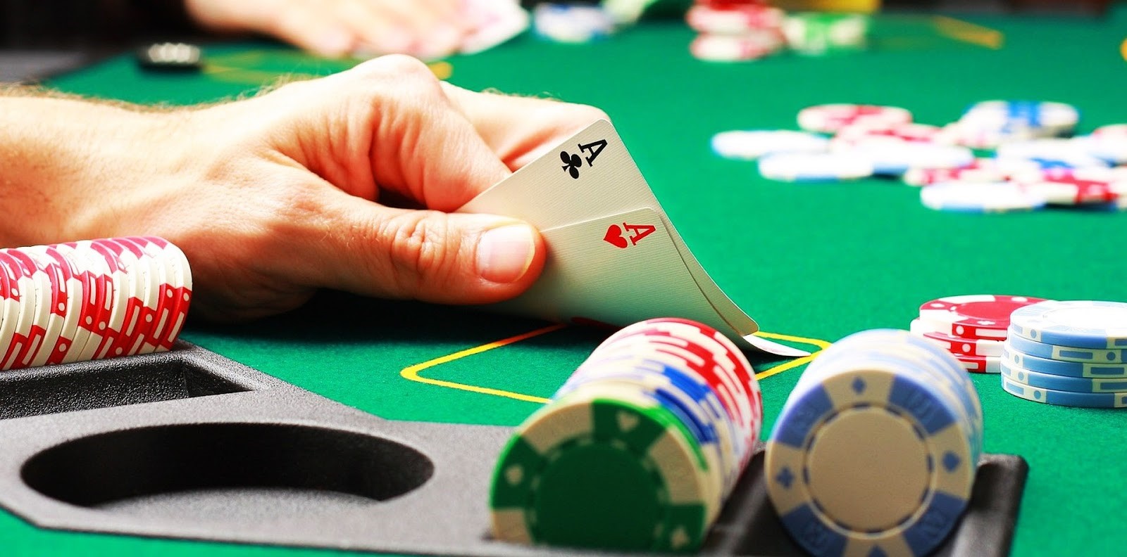 68gamebai reviews Giữ tâm lý và phong độ ổn định khi chơi Poker